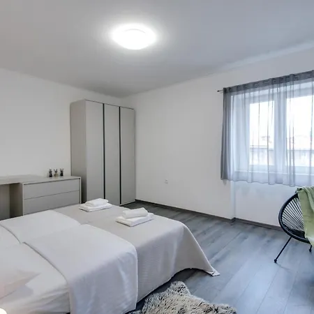 Apartments Sherri Rijeka Exterior photo