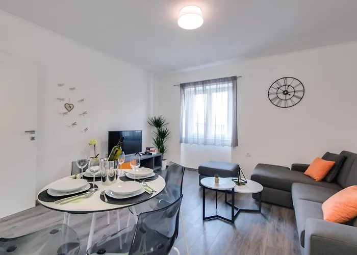 Apartments Sherri